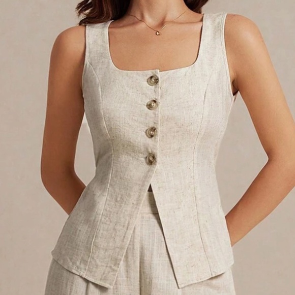 Classic Line Half Button Minimalist Linen Vest - Picture 3 of 7